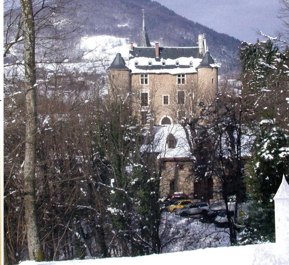 Le Belvedere De La Grand Croix Dans Le Chateau D'Uriage Saint-Martin-dʼUriage Exterior foto